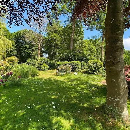 Semi-detached House, St Sauveur-le-vicomte * Saint-Sauveur-le-Vicomte