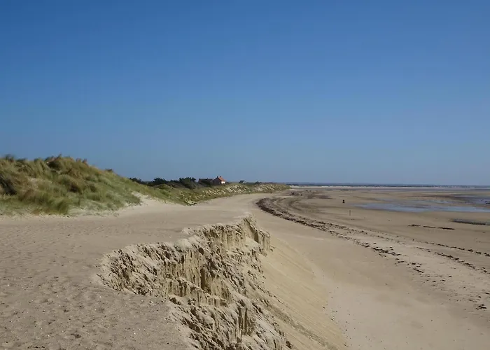 Semi-detached House, St Sauveur-le-vicomte * Saint-Sauveur-le-Vicomte